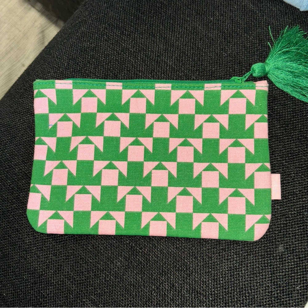 Patterned Ipsy bag BOGO - Picture 2 of 4